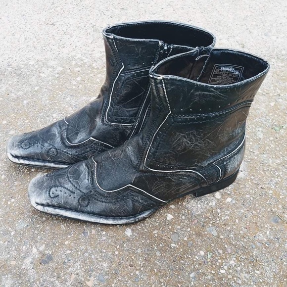 Men’s Boots Size 10.5. Men’s Short Black Boots. - Picture 6 of 13